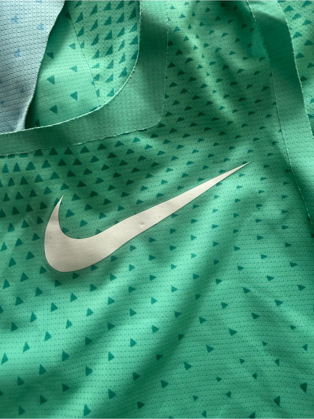 Elite Nike Mint Green Running Tank Top - Picture 5 of 5